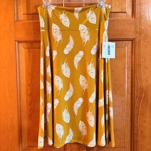LuLaRoe Azure Skirt Size Medium New With Tags